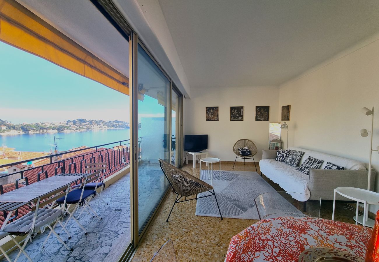 Apartment in Villefranche-sur-Mer - LE DINA PALACE