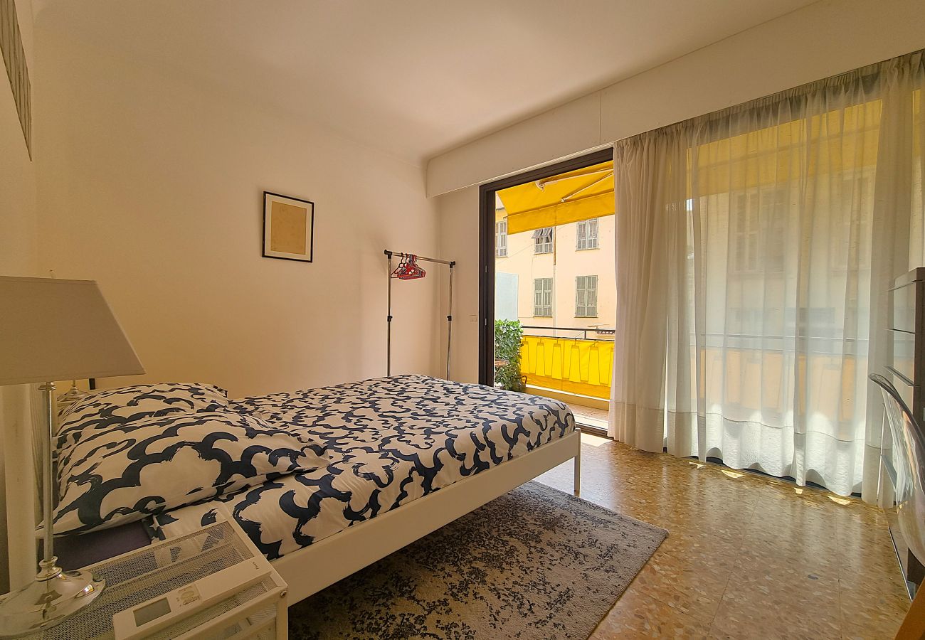 Apartment in Villefranche-sur-Mer - LE DINA PALACE