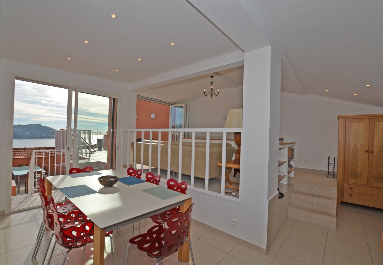 Apartment in Villefranche-sur-Mer - CLOS FLEURI