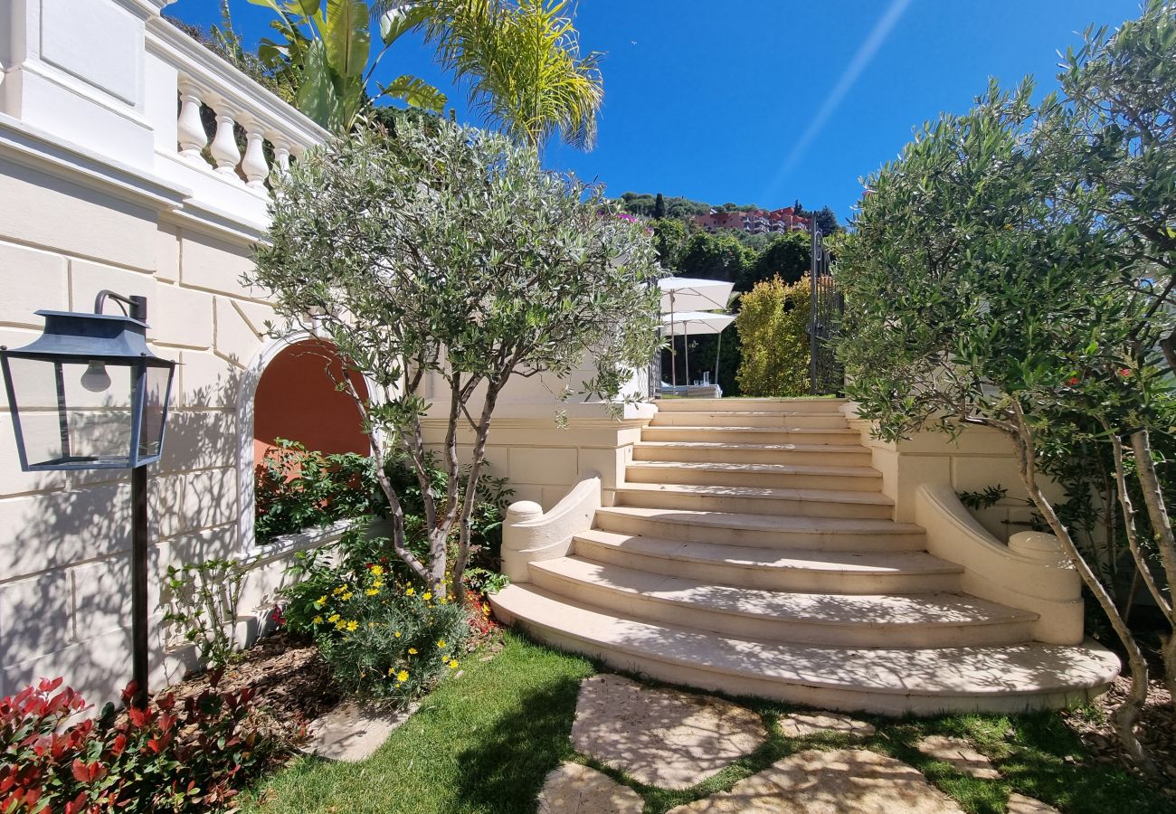 Villa in Villefranche-sur-Mer - VILLA SOLEIA