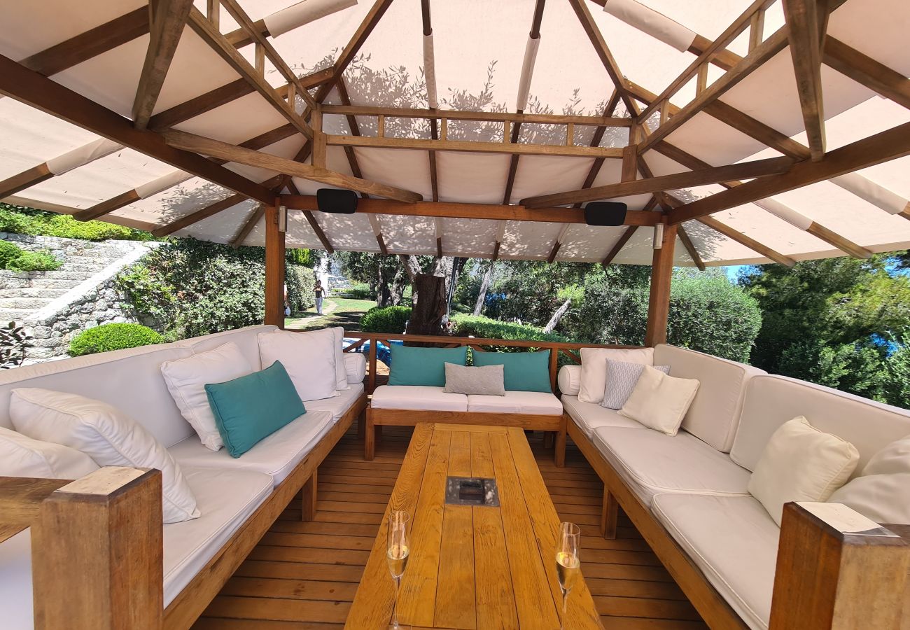 Villa in Saint-Jean-Cap-Ferrat - LA CONTEMPORAINE