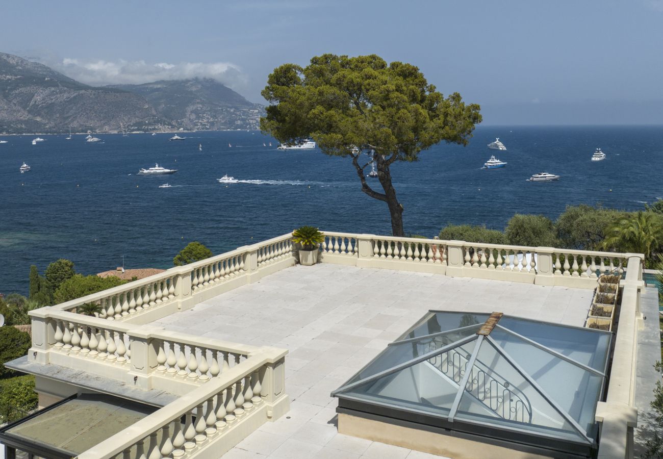 Villa in Saint-Jean-Cap-Ferrat - LA MAJESTUEUSE