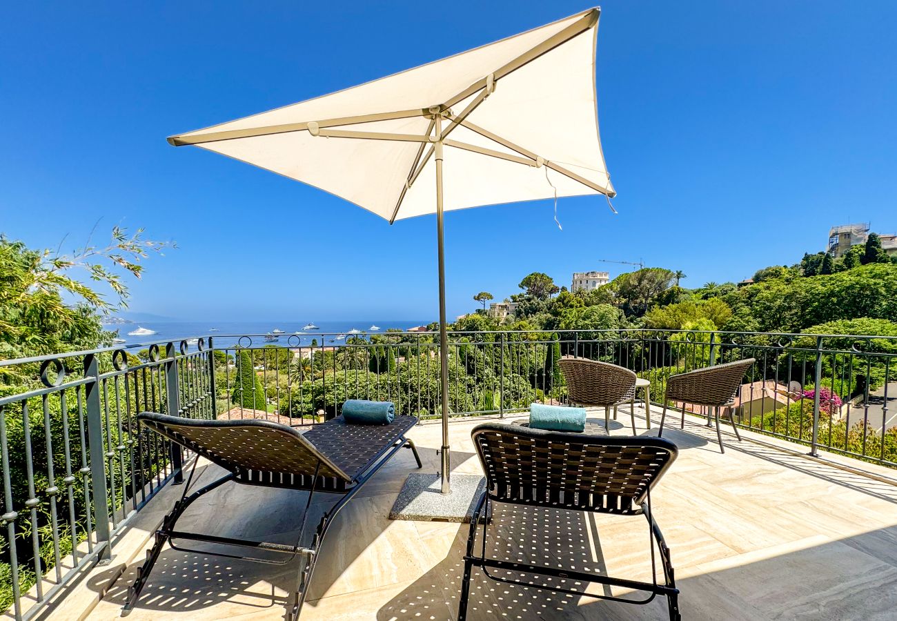 Villa in Saint-Jean-Cap-Ferrat - VILLA RAVISSANTE