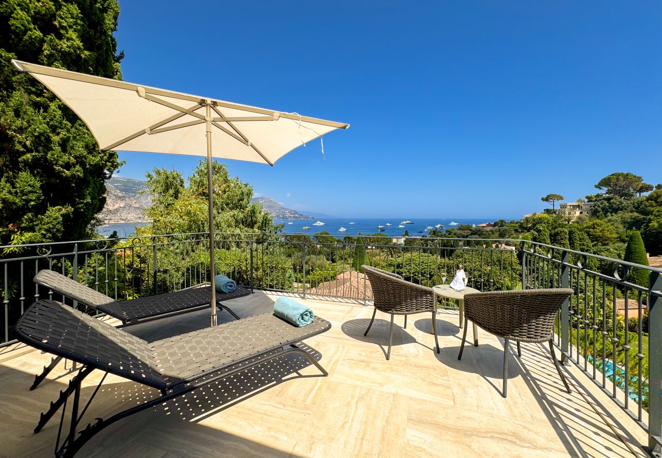 Villa in Saint-Jean-Cap-Ferrat - VILLA RAVISSANTE