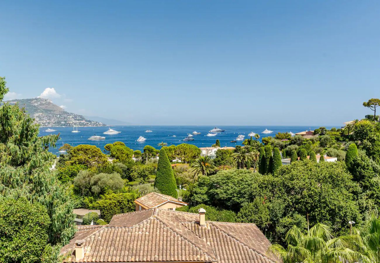 Villa in Saint-Jean-Cap-Ferrat - VILLA RAVISSANTE