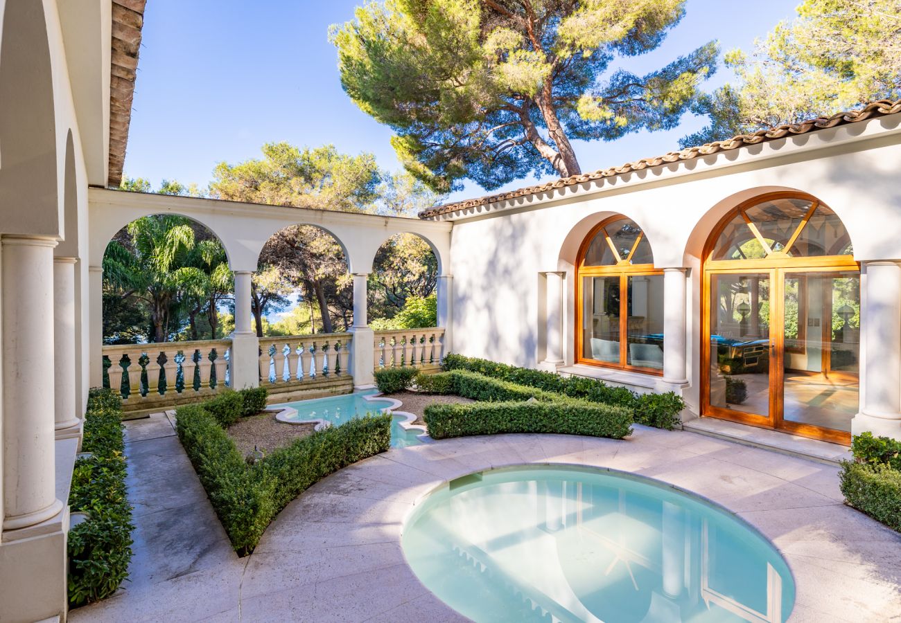 Villa in Saint-Jean-Cap-Ferrat - VILLA LES LYS