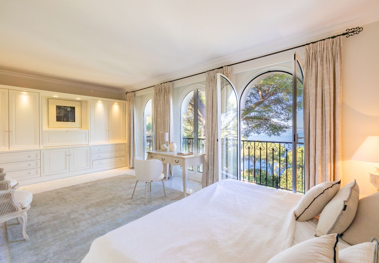 Villa in Saint-Jean-Cap-Ferrat - VILLA LES LYS