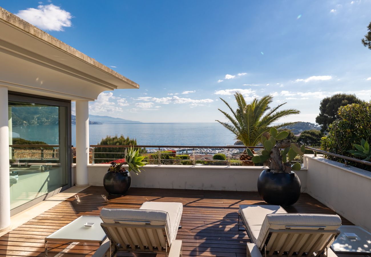 Villa in Saint-Jean-Cap-Ferrat - VILLA CONTEMPORAINE