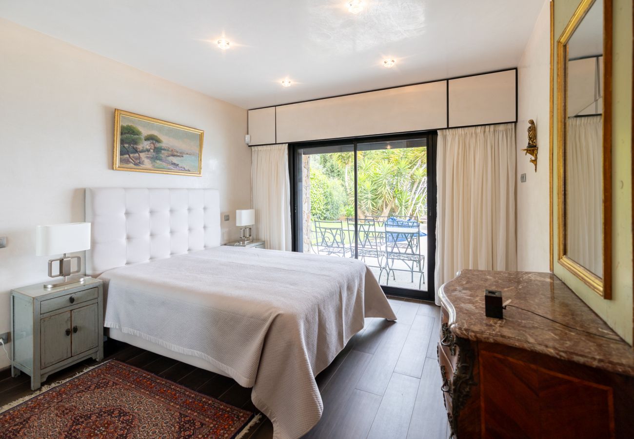 Villa in Villefranche-sur-Mer - Villa Caroubiers