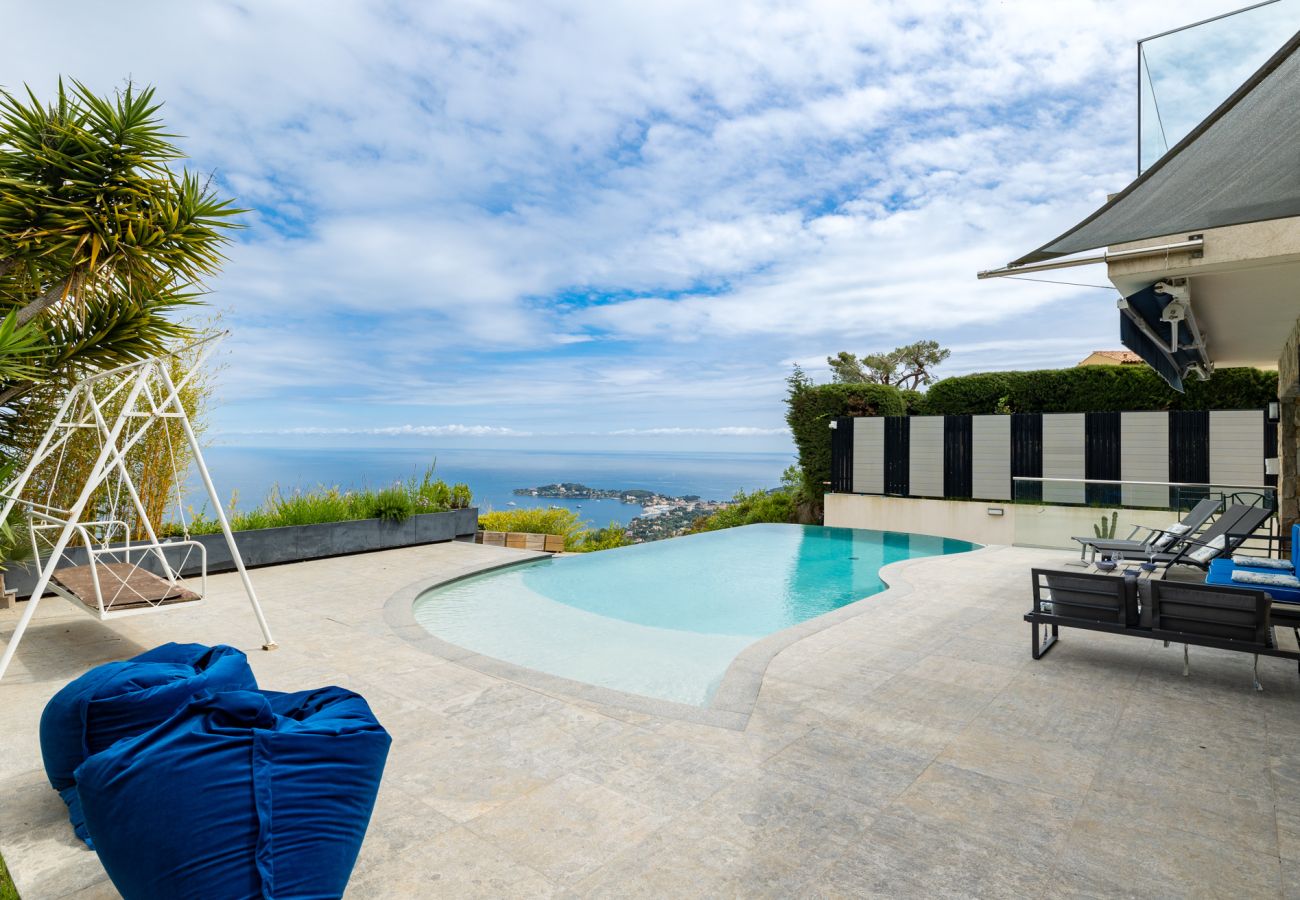 Villa in Villefranche-sur-Mer - Villa Caroubiers