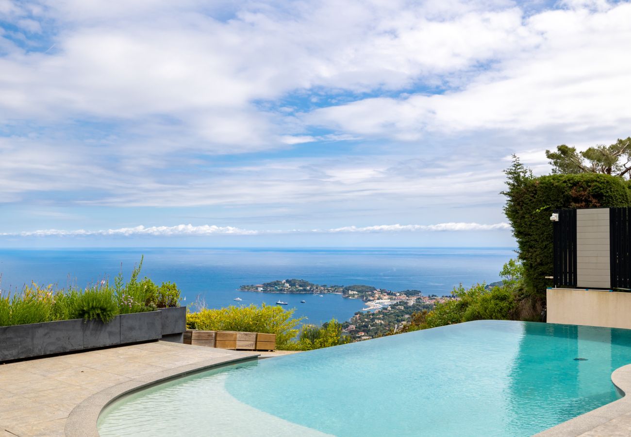 Villa in Villefranche-sur-Mer - Villa Caroubiers