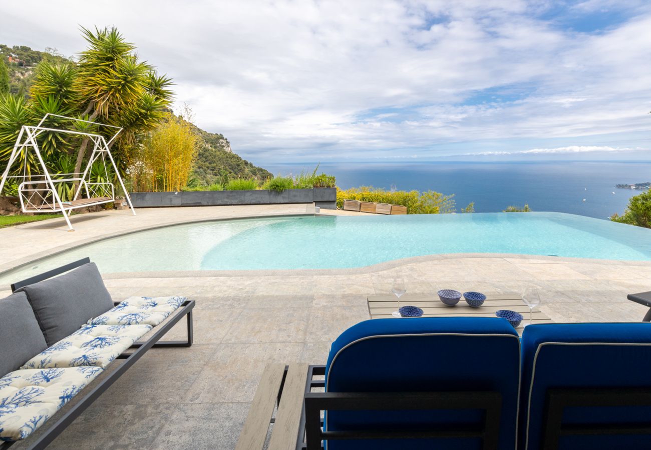 Villa in Villefranche-sur-Mer - Villa Caroubiers