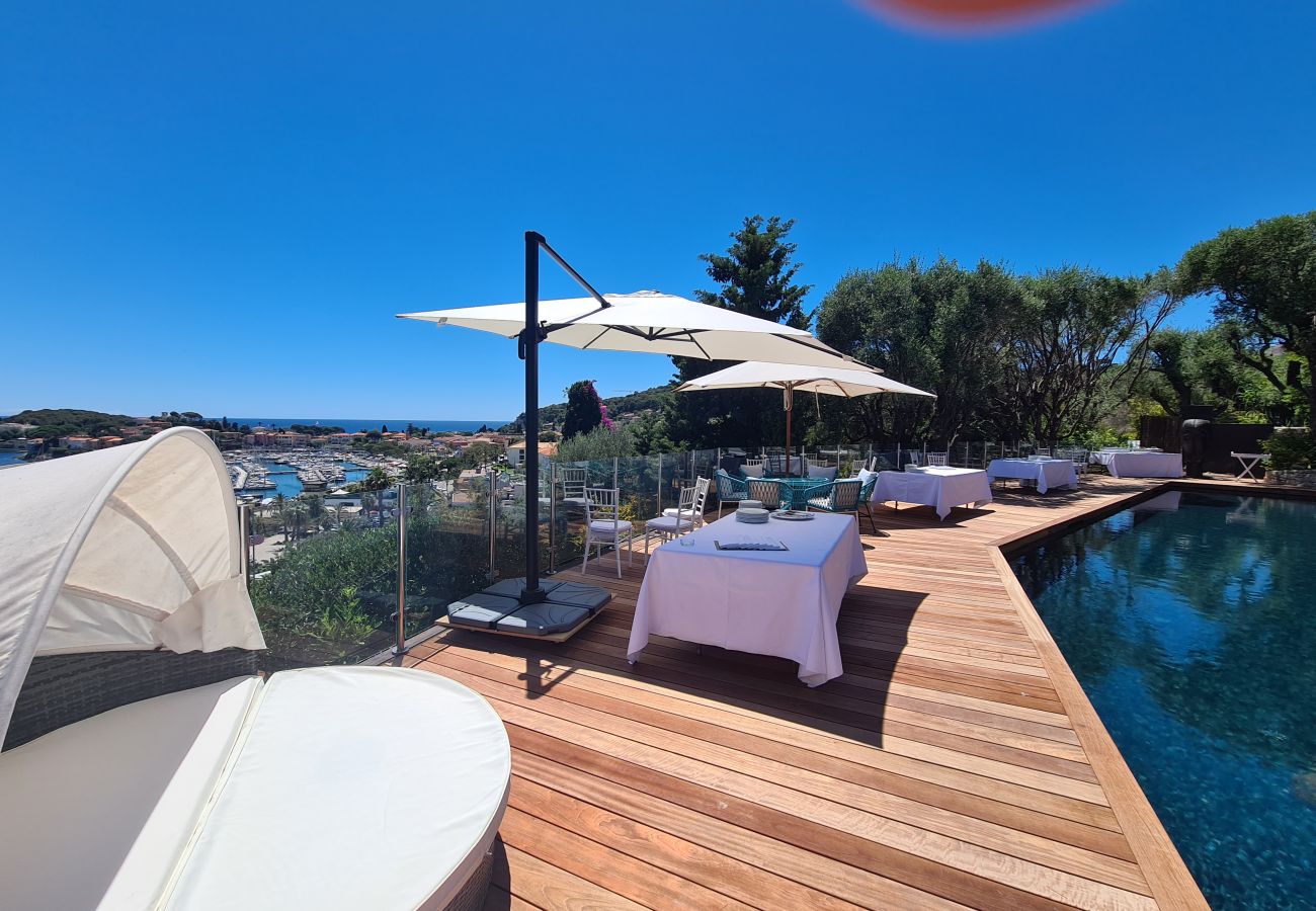 Villa à Saint-Jean-Cap-Ferrat - LA CONTEMPORAINE