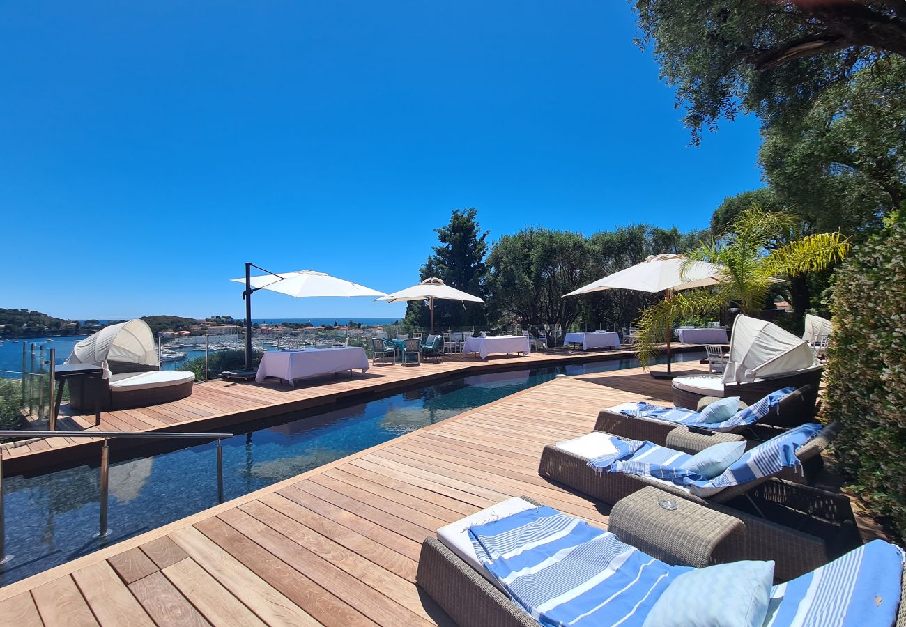 Villa à Saint-Jean-Cap-Ferrat - LA CONTEMPORAINE