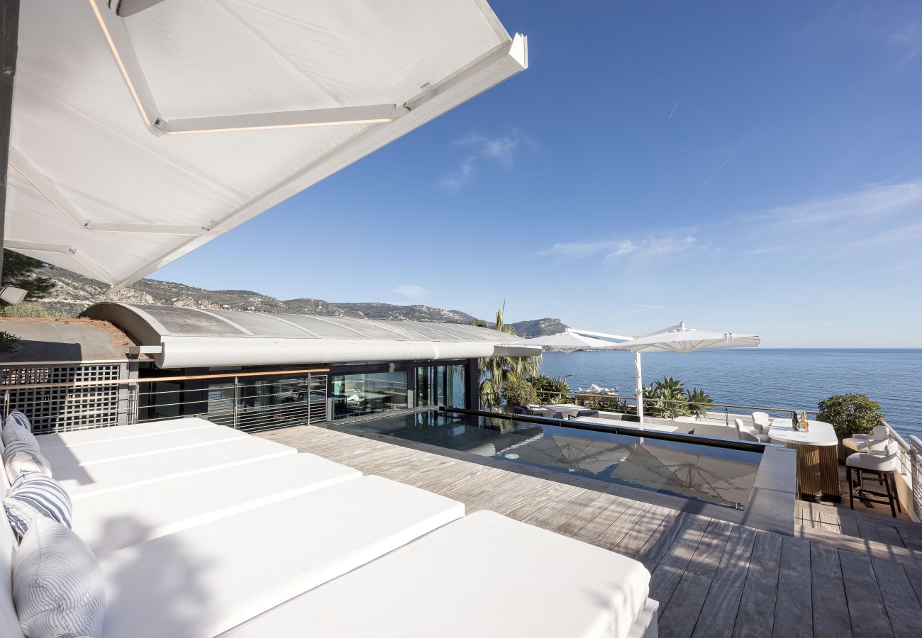 Villa à Saint-Jean-Cap-Ferrat - LA CONTEMPORAINE