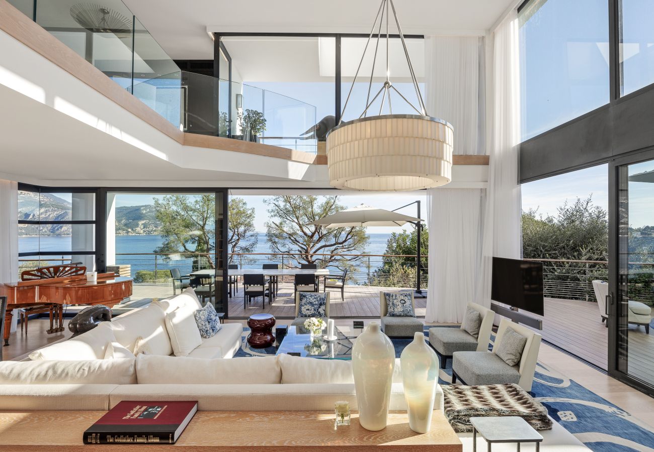 Villa à Saint-Jean-Cap-Ferrat - LA CONTEMPORAINE