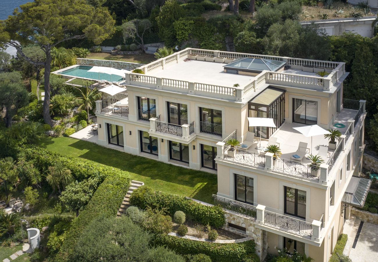 Villa à Saint-Jean-Cap-Ferrat - LA MAJESTUEUSE