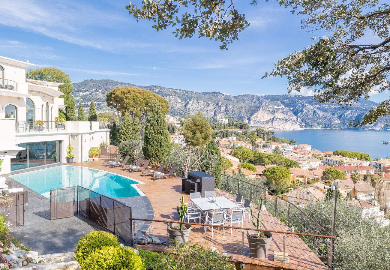Villa à Saint-Jean-Cap-Ferrat - VILLA LA SOMPTUEUSE