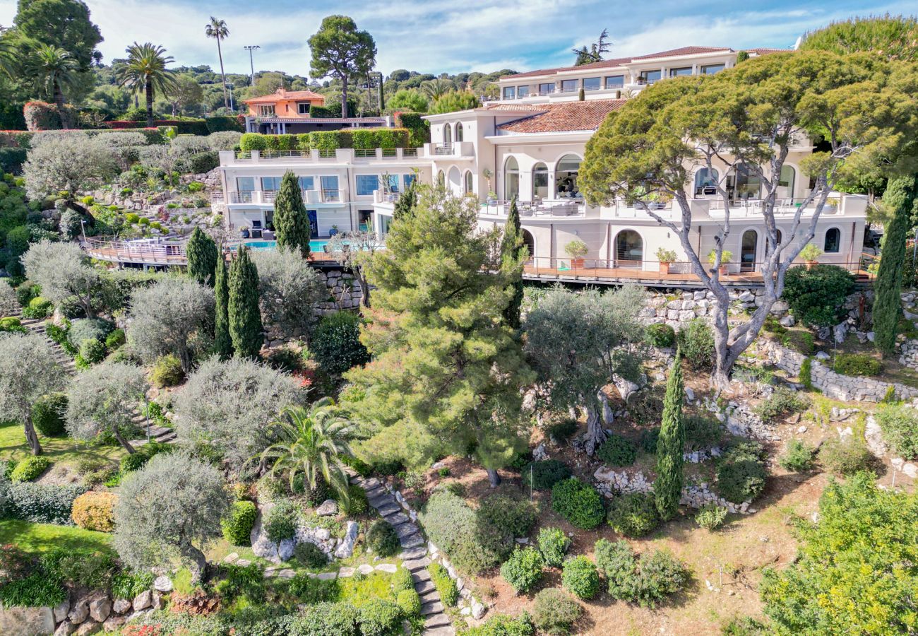 Villa à Saint-Jean-Cap-Ferrat - VILLA LA SOMPTUEUSE