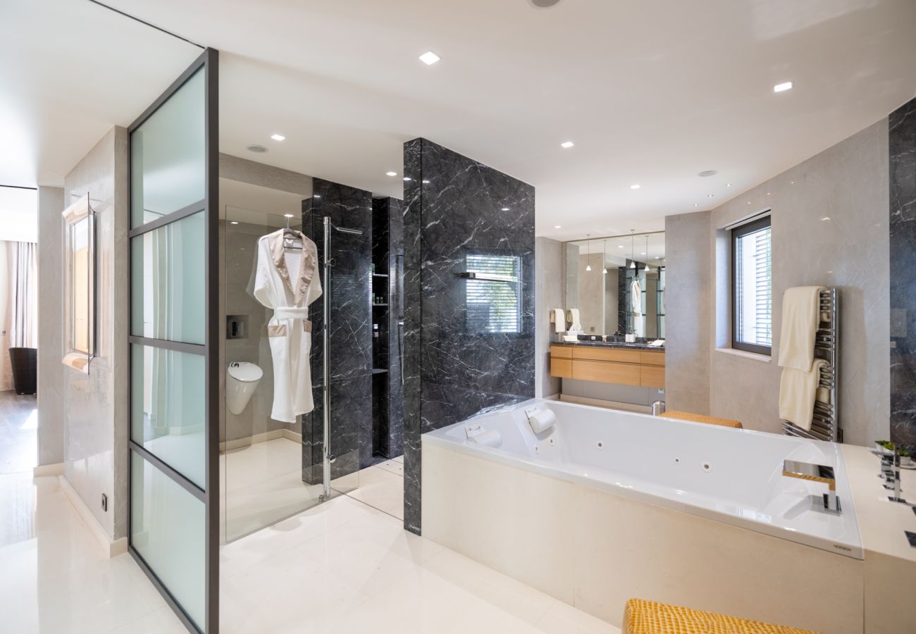 Villa à Saint-Jean-Cap-Ferrat - VILLA LA SOMPTUEUSE