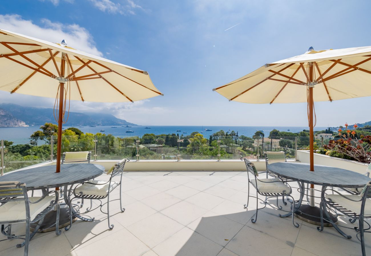 Villa à Saint-Jean-Cap-Ferrat - MARINA
