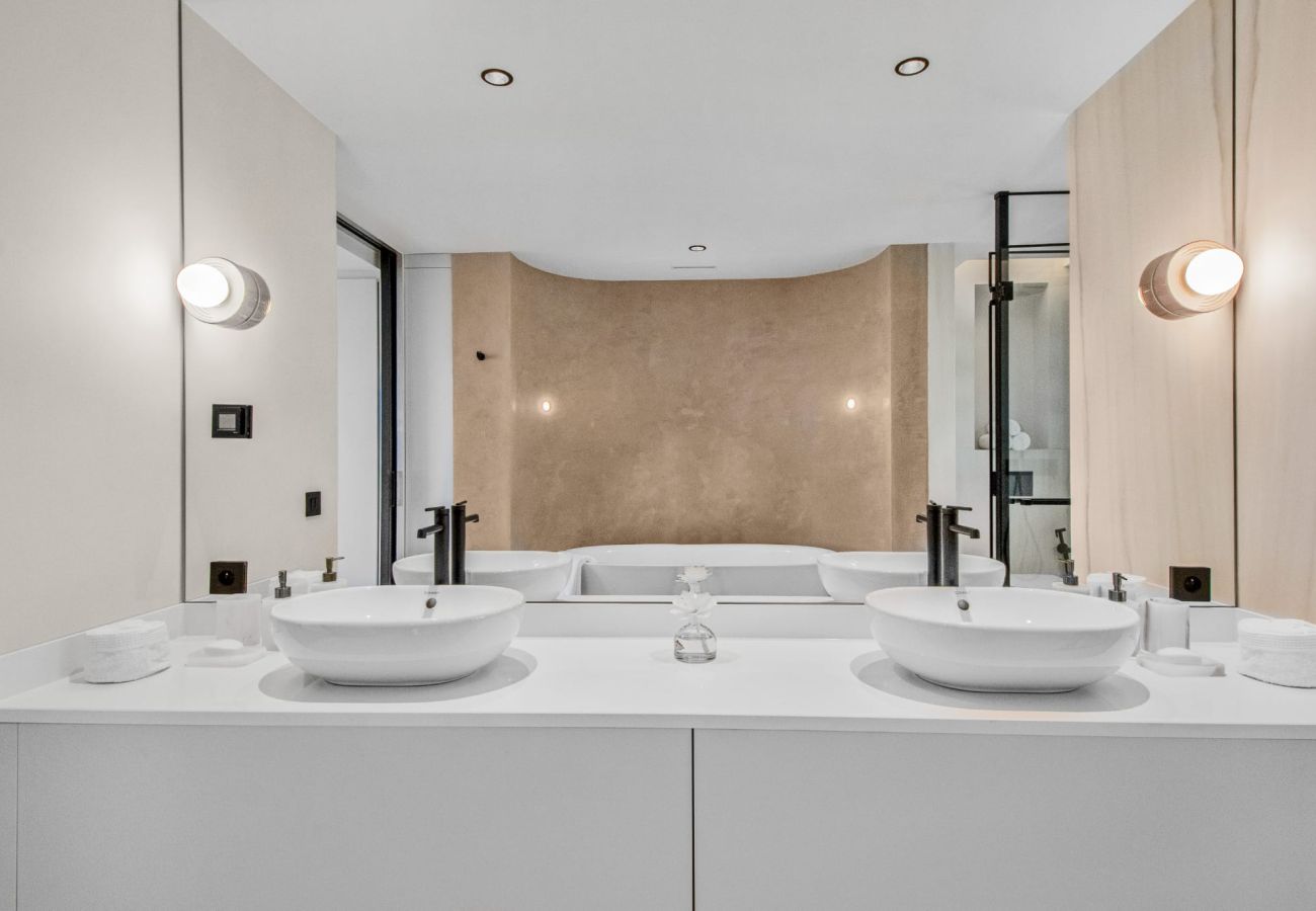 Villa à Saint-Jean-Cap-Ferrat - VILLA JADE